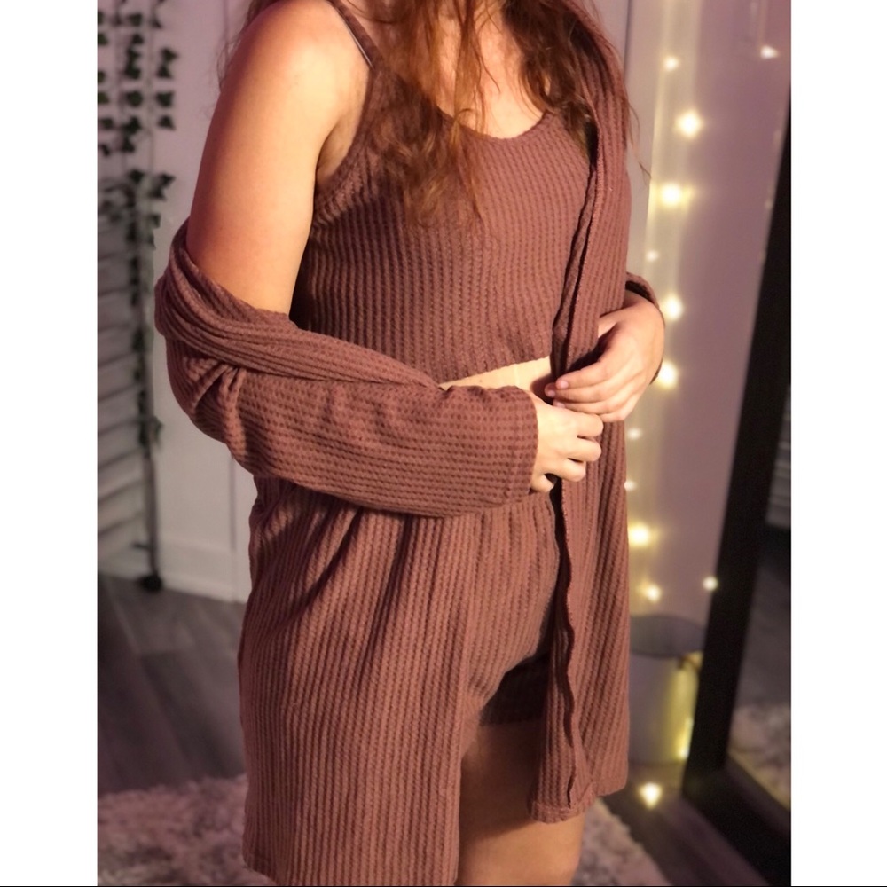 comfy redwood waffle robe set